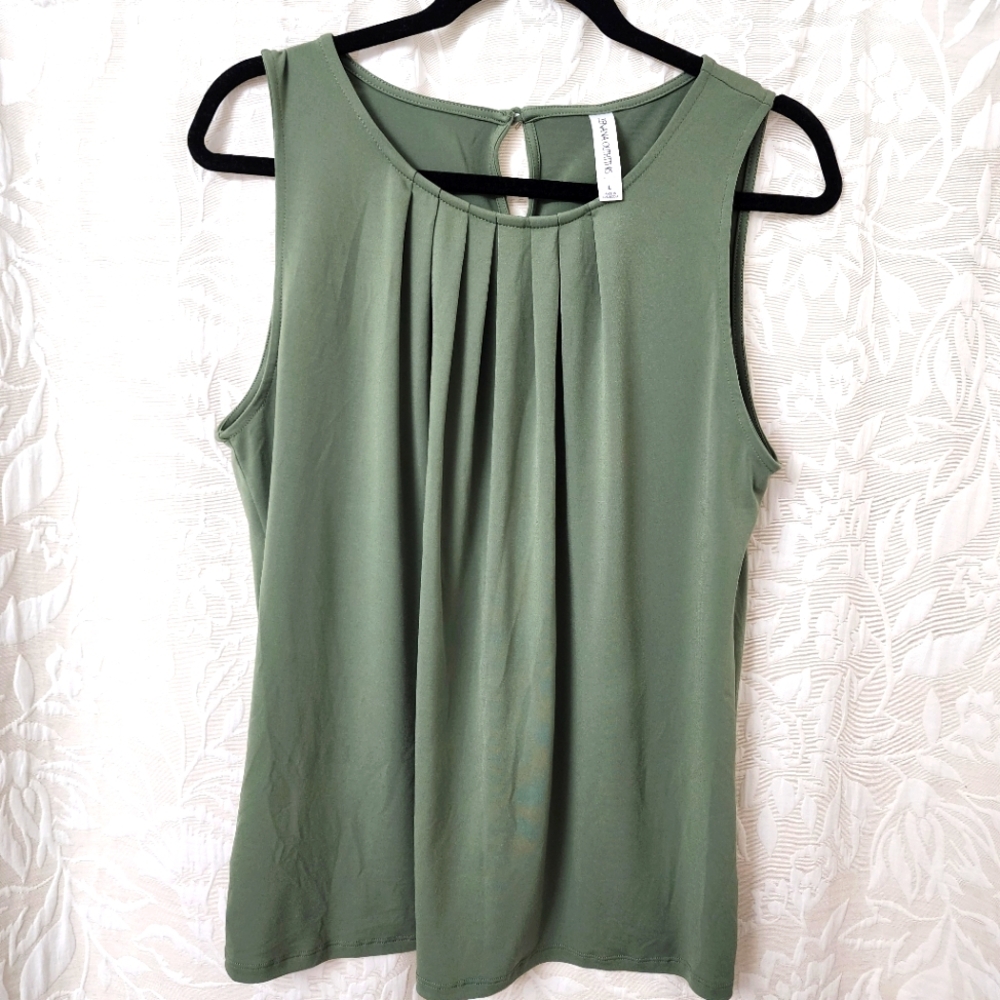 Olive Green Sleeveless Women's Top